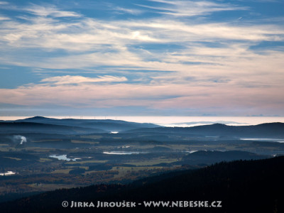 Lipno od Boletic s Alpami v pozadí /J723