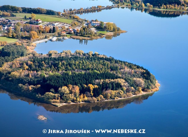 Poloostrov Hůrka a ostov Tajvánek /J750