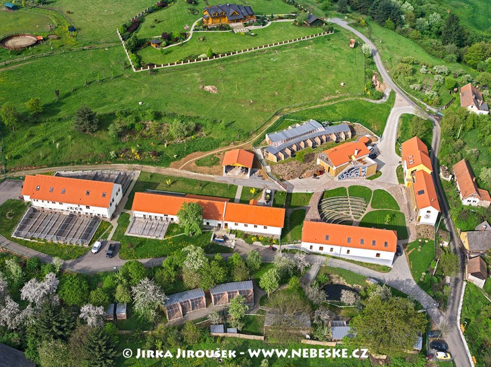 Hrachov – Centrum Ochrany fauny ČR /J668