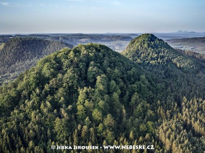 Děvín a Hamerský Špičák /J335