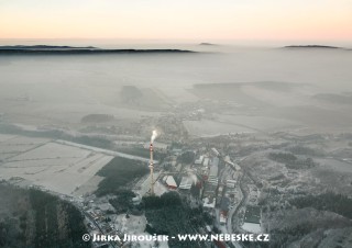 Kovohutě a Lhota u Příbram pod inverzí /J963