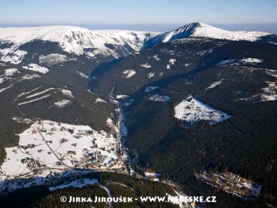 Pec pod Sněžkou s Obřím dolem /J574