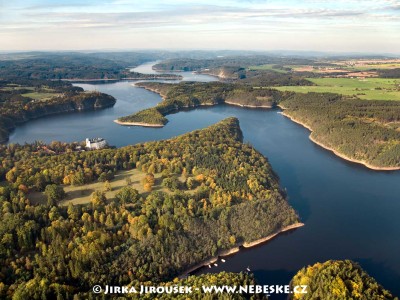 Vltava u Orlíku od Žďákovského mostu /J814