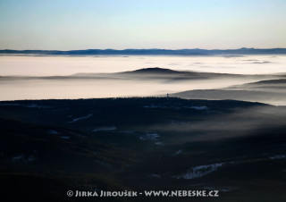 Vrch Praha, v pozadí Štěrbina a Šumava /J300