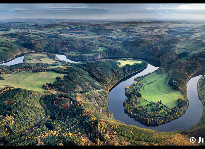 Kamýcká nádrž, Vltava, Podkova, podzimní panorama J1068