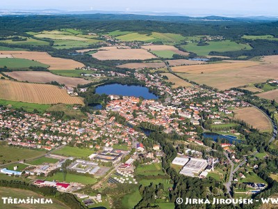 Rožmitál pod Třemšínem – letní panorama /J1137