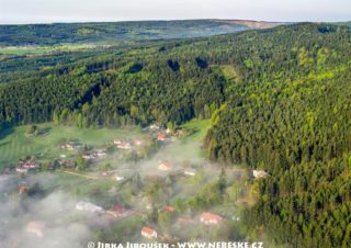 Dominikální Paseky a Brdy s mlhou /J1202