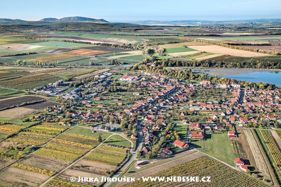 Hlohovec a Pavlovské vrchy J1779