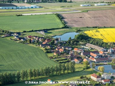 Suchodol – kostel, letiště J2010