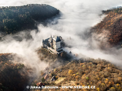 Karlštejn mlžně nebeský J1927