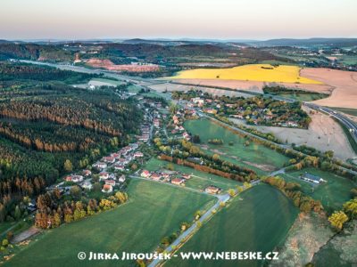 Dubenec v květnu J2062