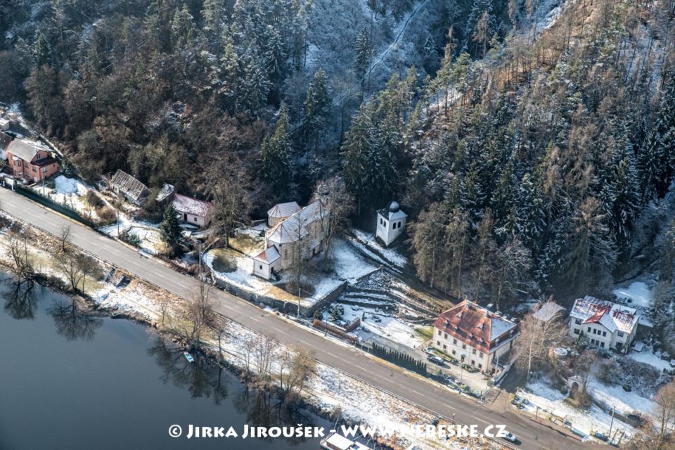Davle – kostel sv. Kiliána J2086