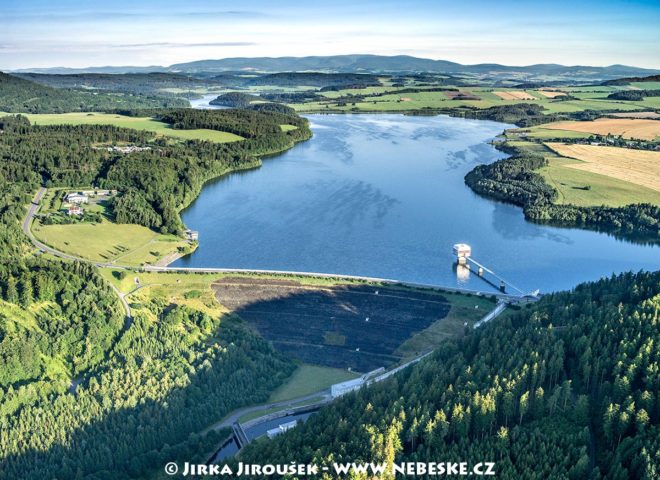 Vodní nádrž Slezská Harta J2202