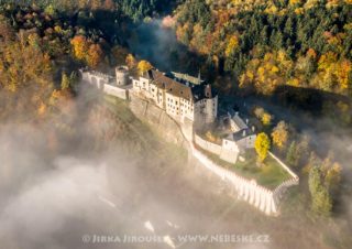 Hrad Český Šternberk podzimní J2266