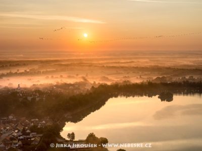 Rybník Svět a okraj Třeboně J2301