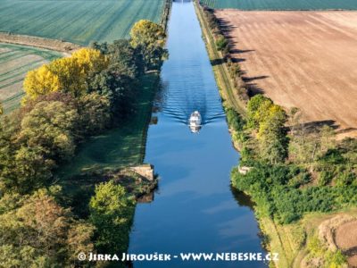 Vraňansko-hořínský plavební kanál na Vltavě J2436