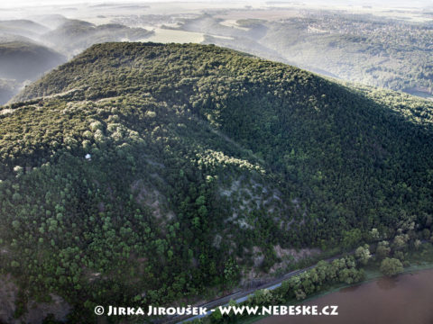 Oppidum Závist (hradiště Lhota-Točná) J2456