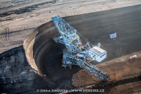 Hnědouhelné doly J2422