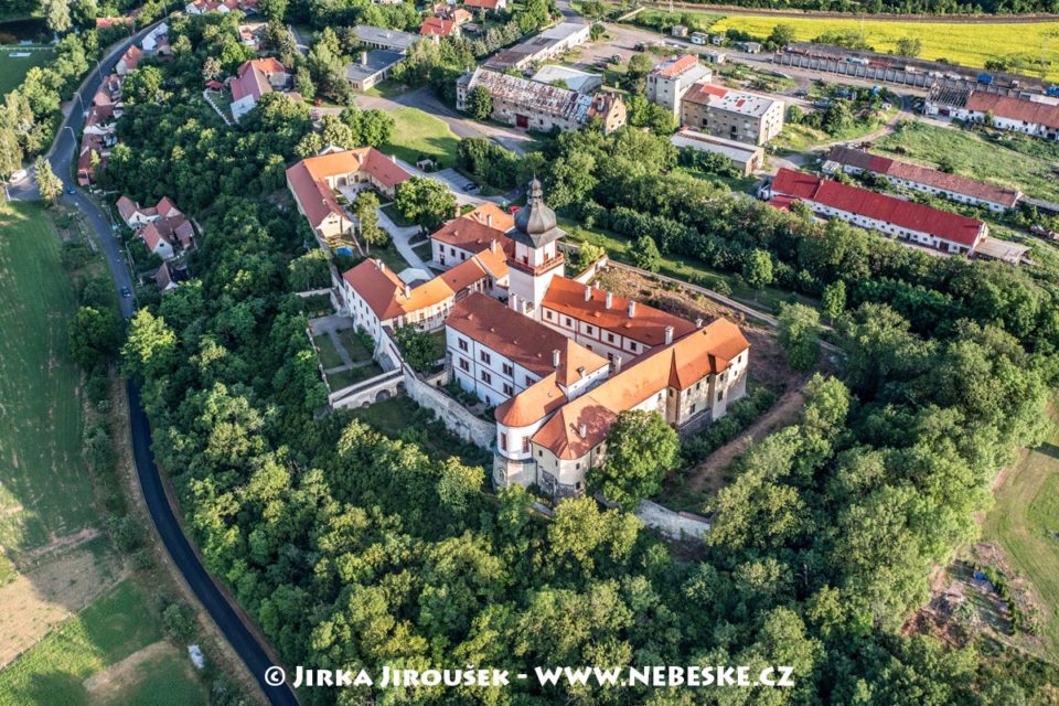 Zámek Nový Hrad – Jimlín J2627