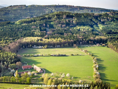 Návse pod vrchem Písek J2903