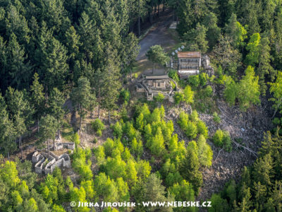 Vojenská střelnice Brda, pozorovatelny J2964