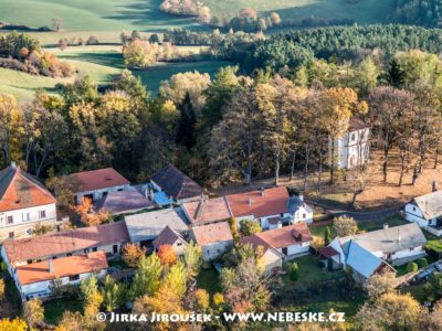 Dobrš – fara a kaple sv. Jana a Pavla J3075