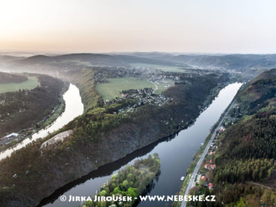 Hradištko se Sázavou a Vltavou J3098