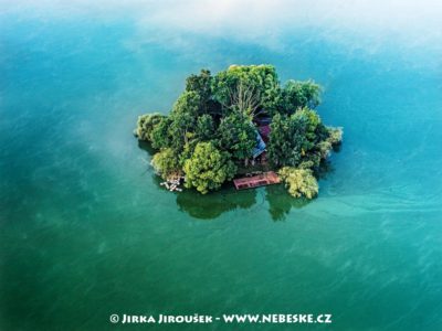 Ostrov na Světě – Třeboň J3312