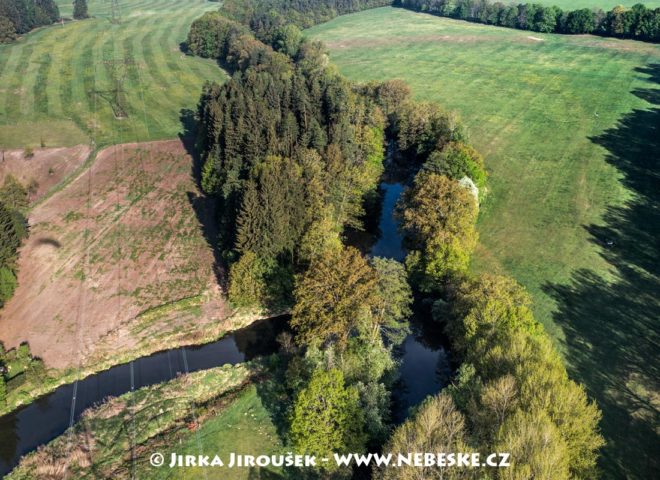 Soutok Nežárky a Nové řeky J3215