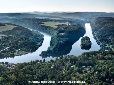 Hradištko, soutok Sázavy a Vltavy J3753