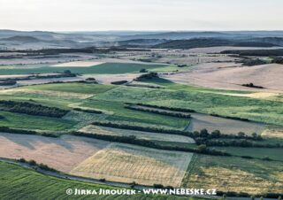 Krajina v trojúhelníku Bykoš – Všeradice – Vinařice J4039