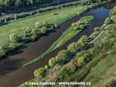 Ostrov na Berounce pod Tetínem J4120