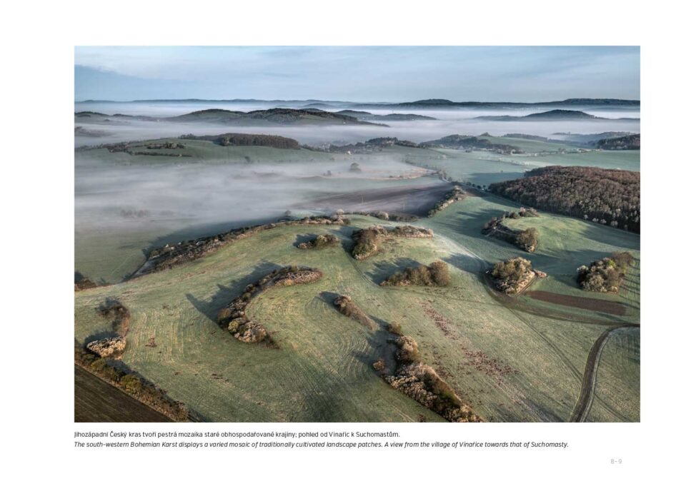 Nebeské pohledy na Český kras-34