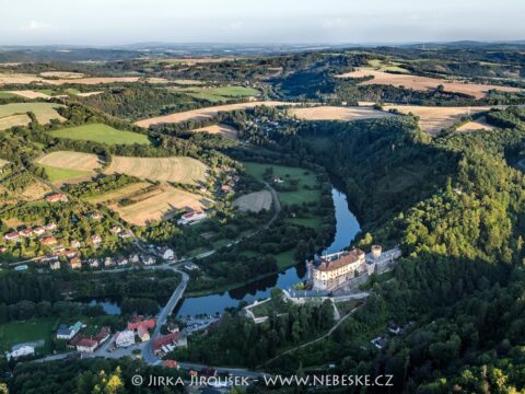 Český Šternberk a Sázava J4591