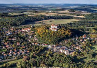 Vysoký Chlumec hrad a pivovar J5368