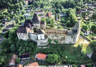 Lipnice nad Sázavou hrad 2015 J5347