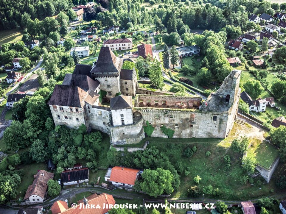 Lipnice nad Sázavou hrad 2015 J5347