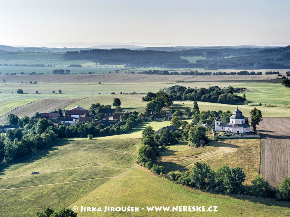 Pročevily kostelík J5451