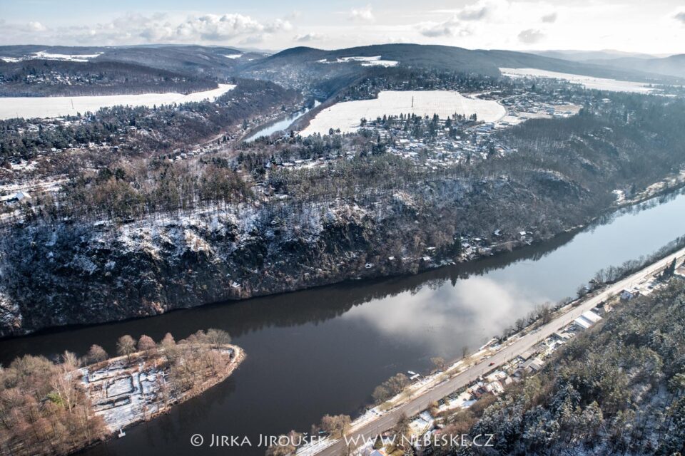 Ostrov Vltava Hradištko 2018 J5479
