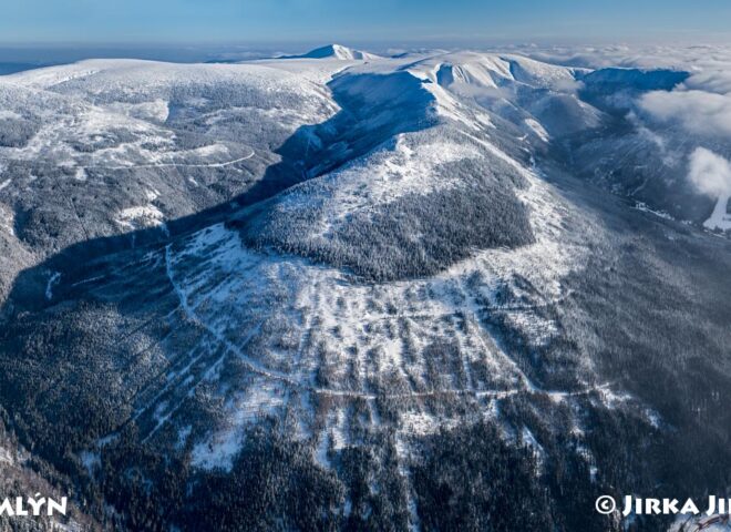 Krkonoše zimní panorama Špindlerův Mlýn J5334
