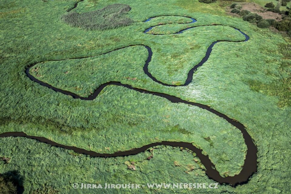 Stropnice řeka meandry J5484