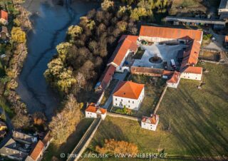 Tvrz Křepenice 2021 Jakub Krčín J5344