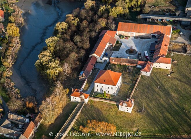 Tvrz Křepenice 2021 Jakub Krčín J5344