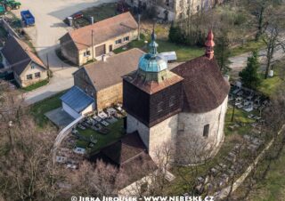 Pravonín kostel 2014 J5591