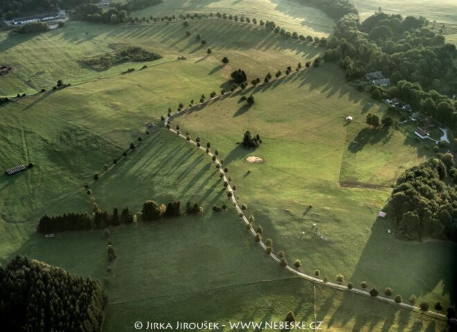 Aleje u Dobré Vody J5557