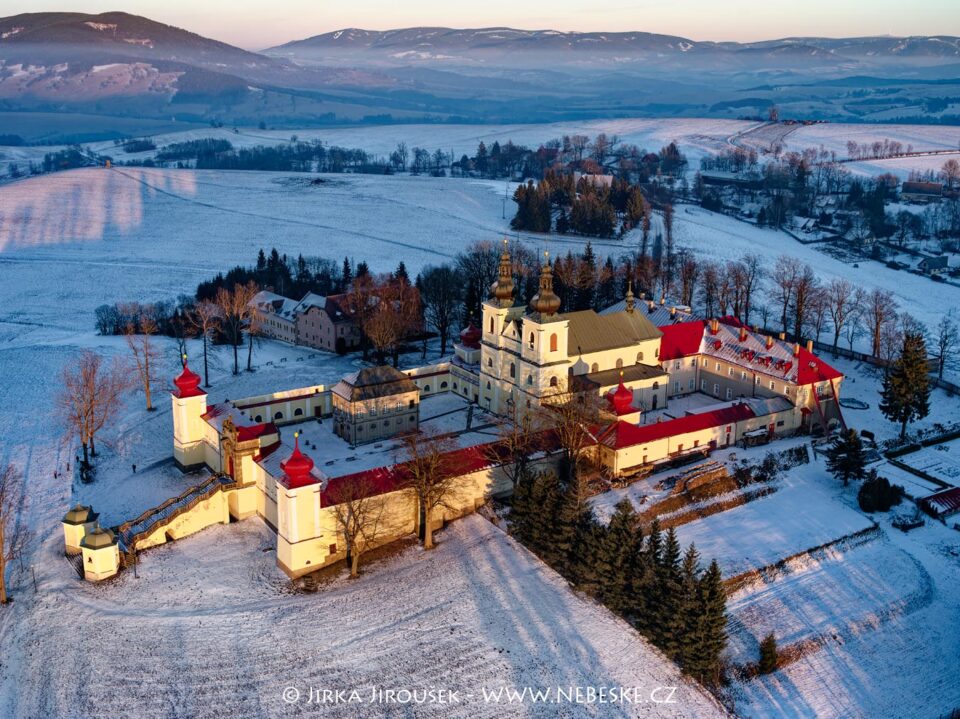 Zimní klášter Hedeč – Králíky 2016 J5607