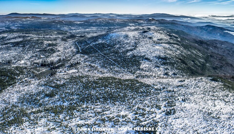 Mezi Poledníkem a Luzným hřeben 2016 J5639