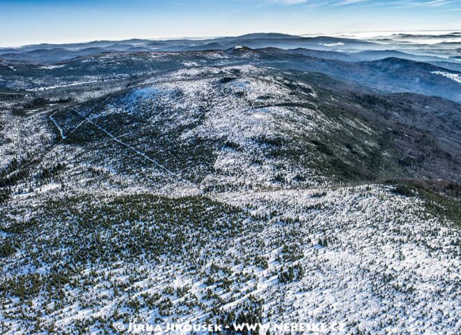 Luzný v dáli 2016 J5640