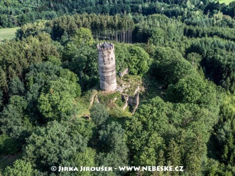 Zřícenina hradu Šelmberk 2017 J5612