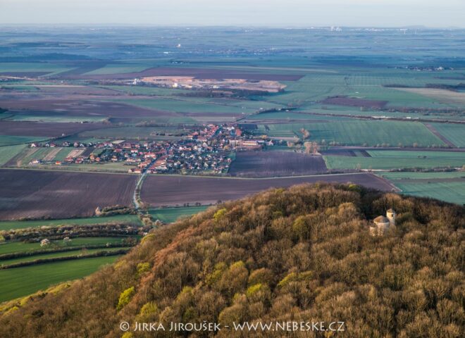 Říp a štěrkopískovna Ledčice J5528